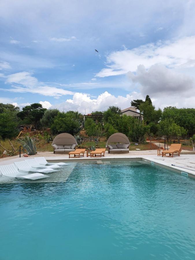 נובליה Villa Slatina Near Zrce Beach מראה חיצוני תמונה