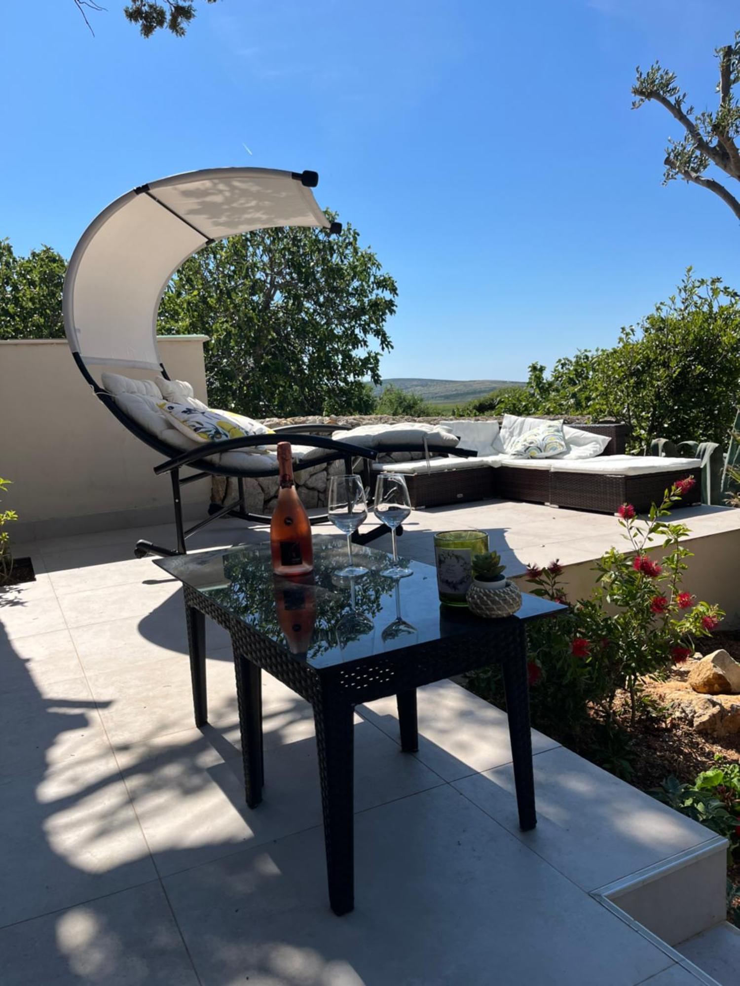נובליה Villa Slatina Near Zrce Beach מראה חיצוני תמונה